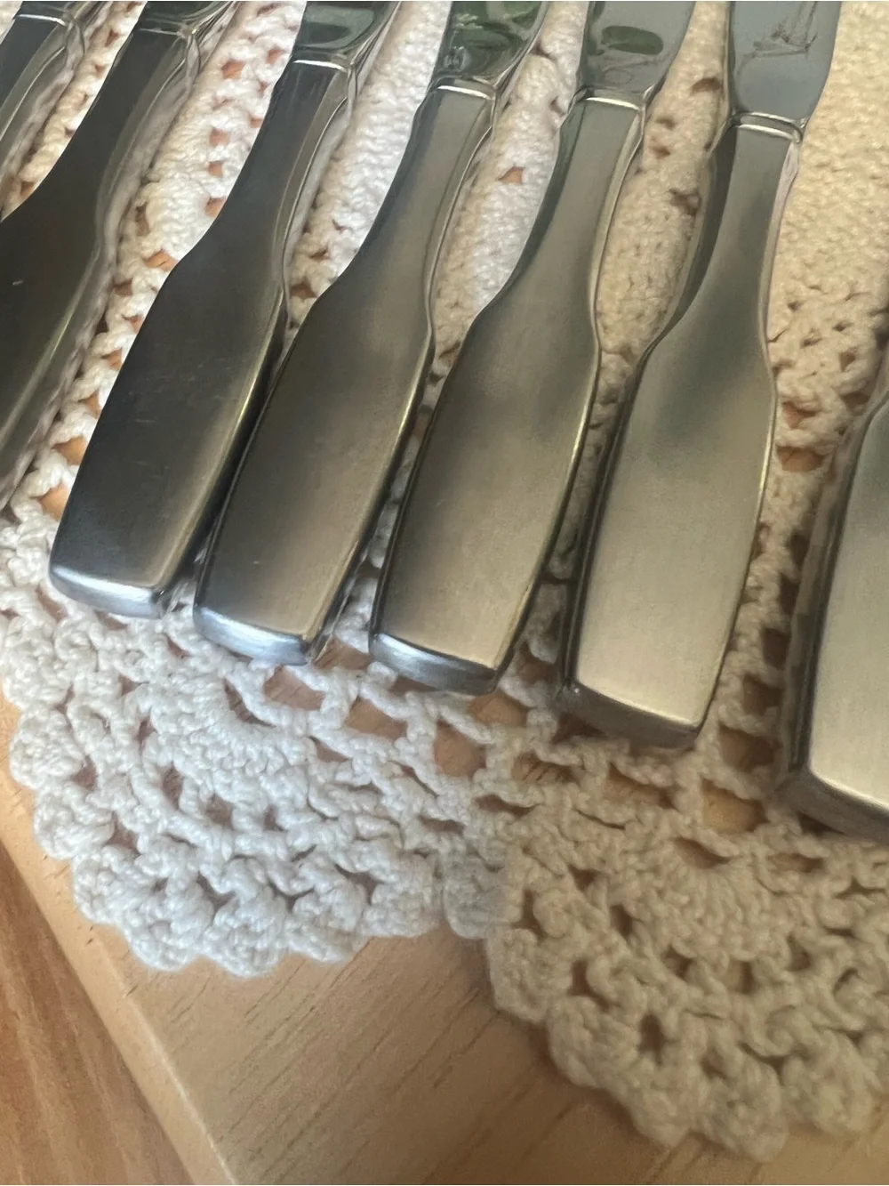 Oneida Stainless Steel Paul Revere Colonial Style Butter Spreaders Set of 8